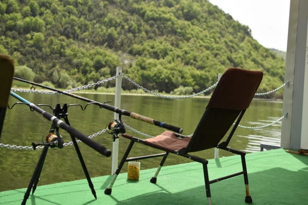 Ботели Dragan Apartment, Rijeka Crnojevića (Lake house) Риека-Црноевича-5